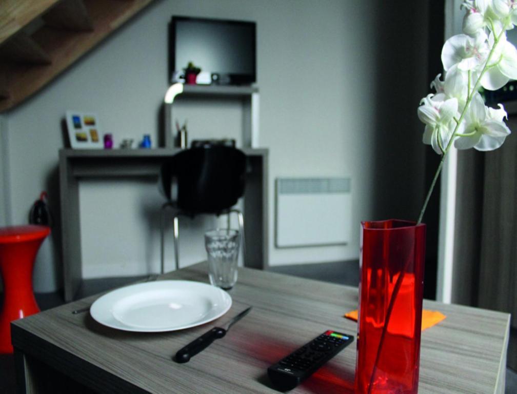 Uxco Omega Rouen Apartment Стая снимка