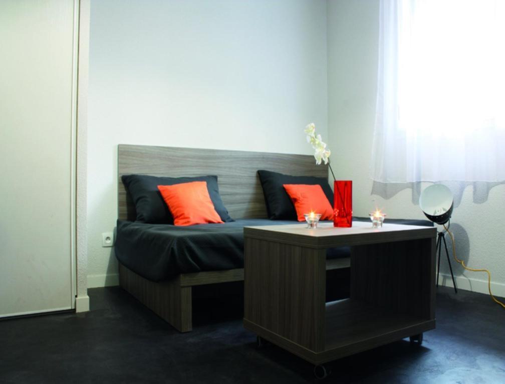 Uxco Omega Rouen Apartment Стая снимка