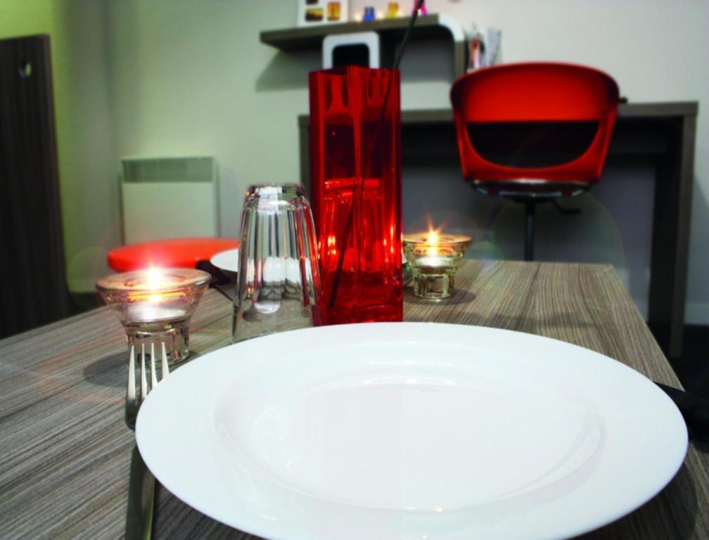 Uxco Omega Rouen Apartment Стая снимка