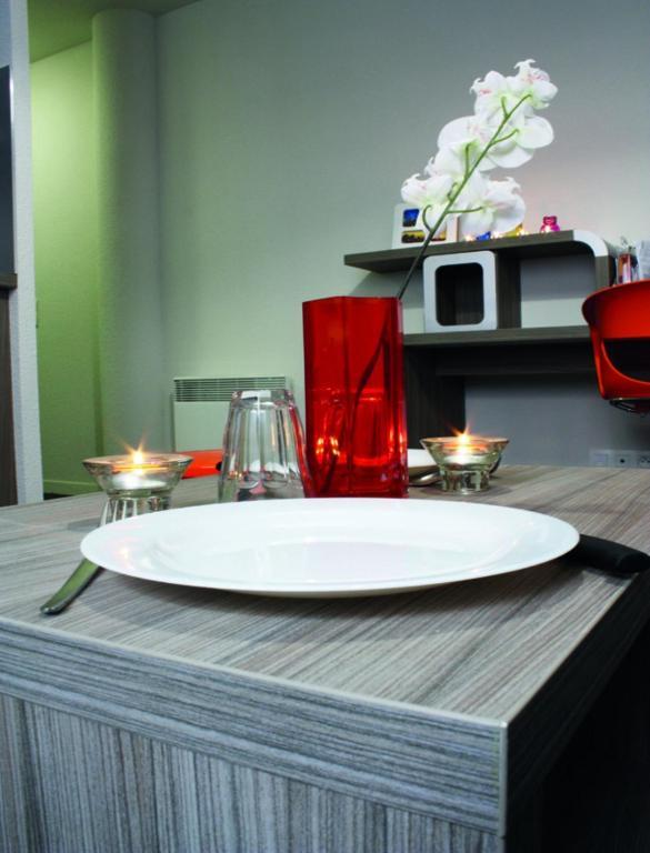 Uxco Omega Rouen Apartment Стая снимка