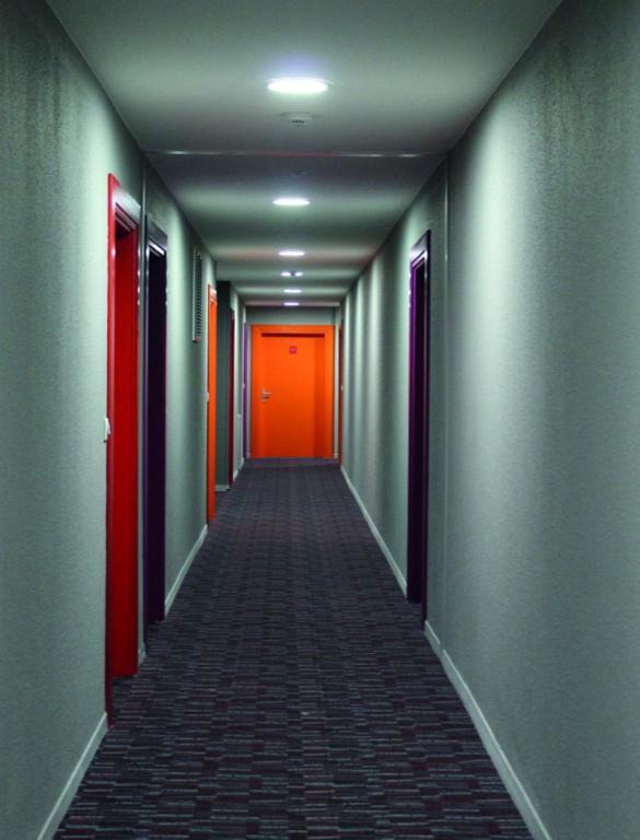 Uxco Omega Rouen Apartment Екстериор снимка